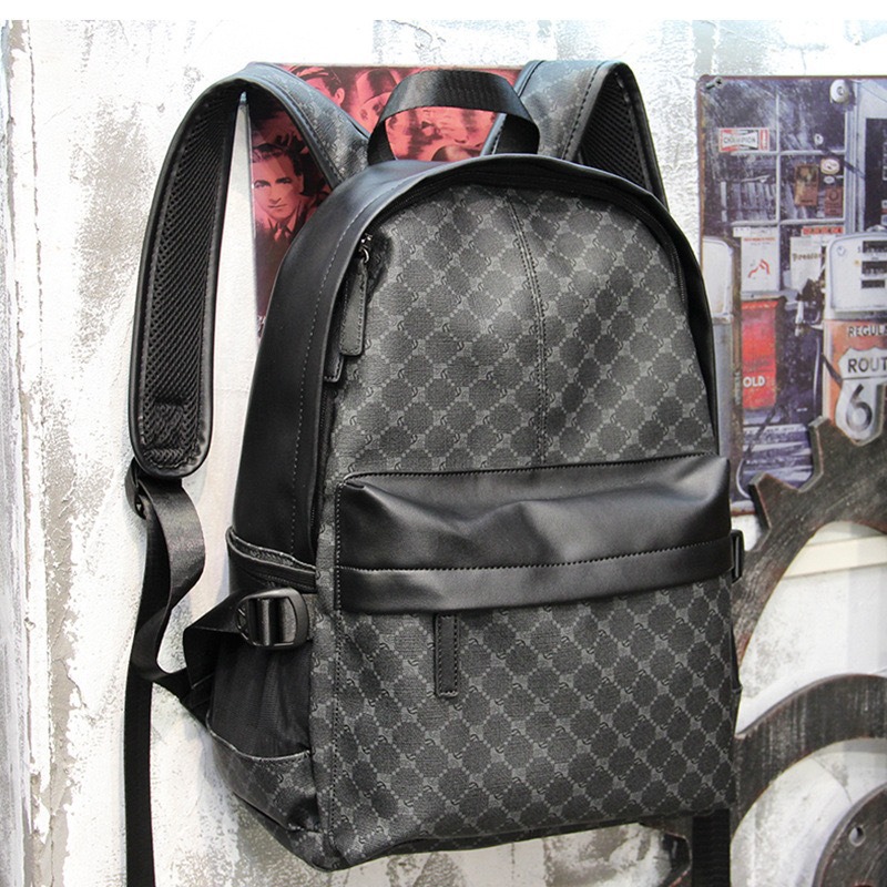 MOCHILA DE LUJO ESTILO URBANO – DISEÑO MONOGRAMA EN GRIS OSCURO