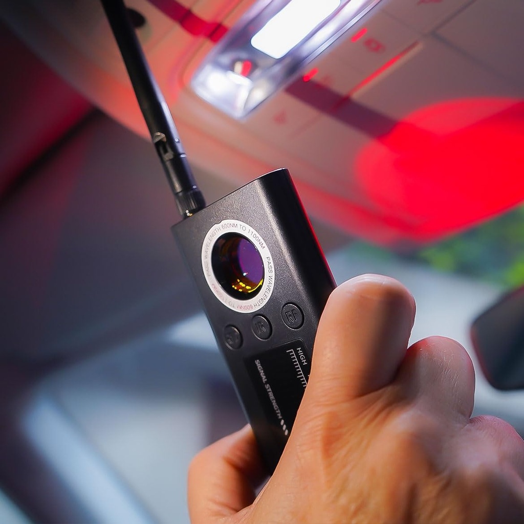 DETECTOR DE CÁMARAS OCULTAS S40+ – RF CAMERA DETECTOR